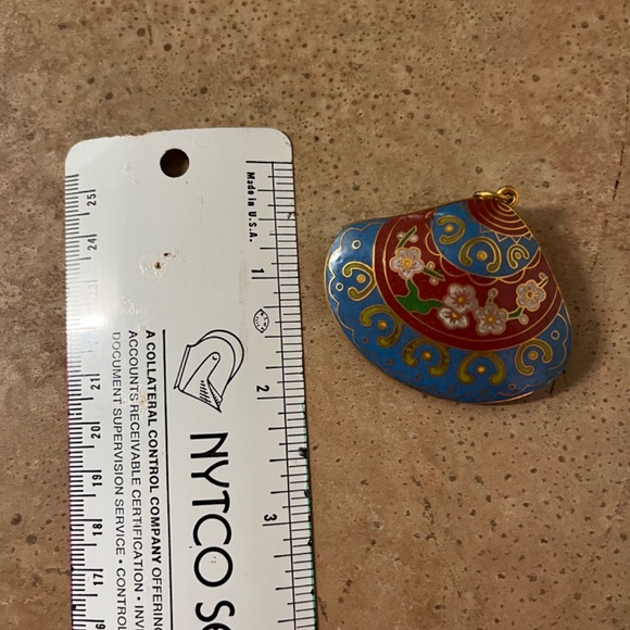 Boxed Set of Six Cloissone Charms - Picture 7 of 8